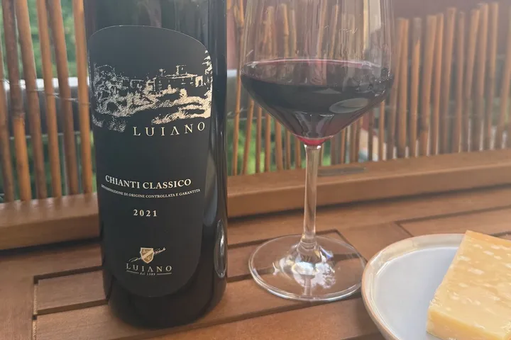 Luiano Chianti Classico 2021: Sangiovese für den Pizzaabend