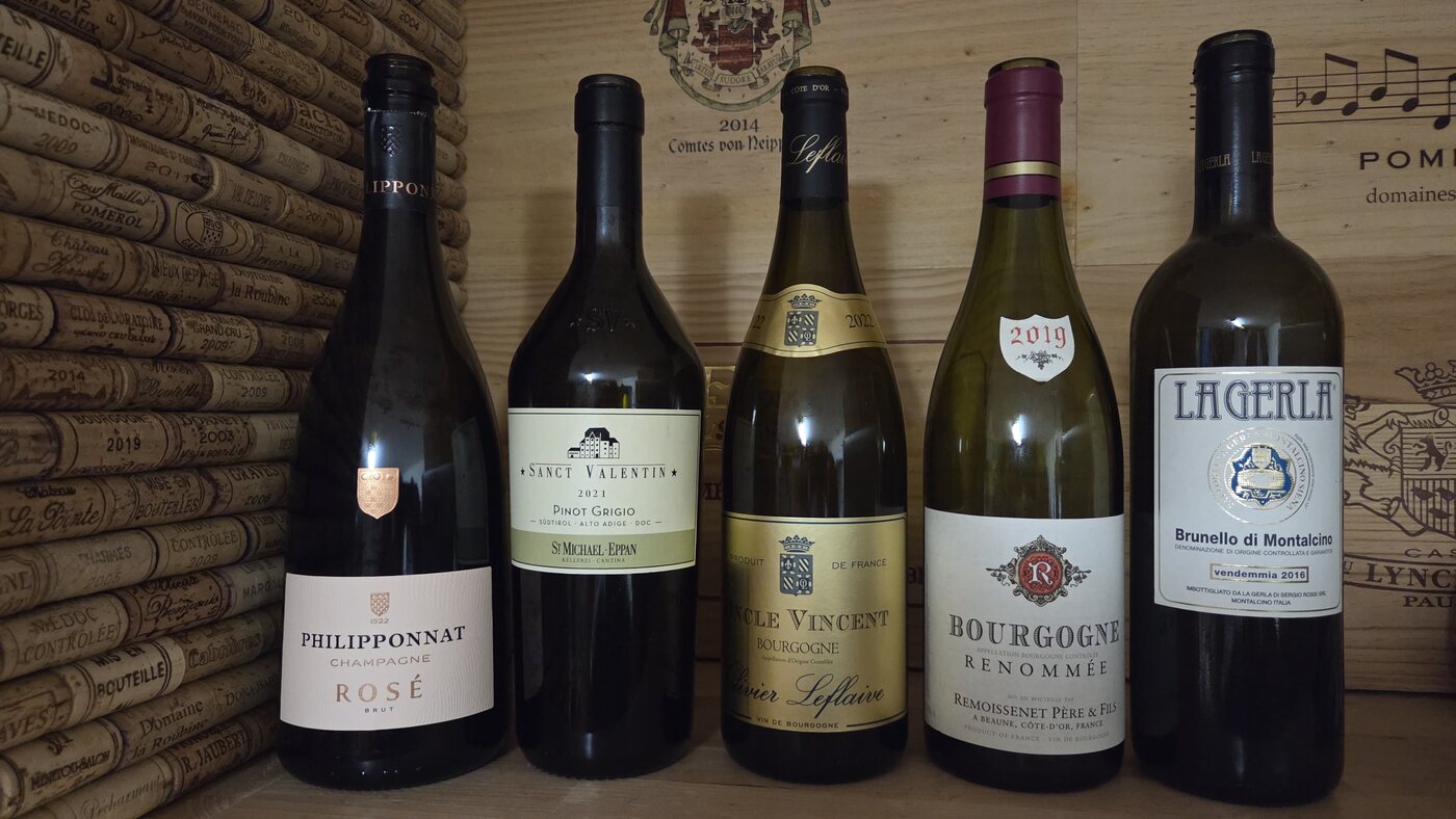 Fünf Flaschen der Sommer-Weinprobe mit Philipponnat Rosé, Sanct Valentin Pinot Grigio, Olivier Leflaive, Remoissenet und La Gerla Brunello